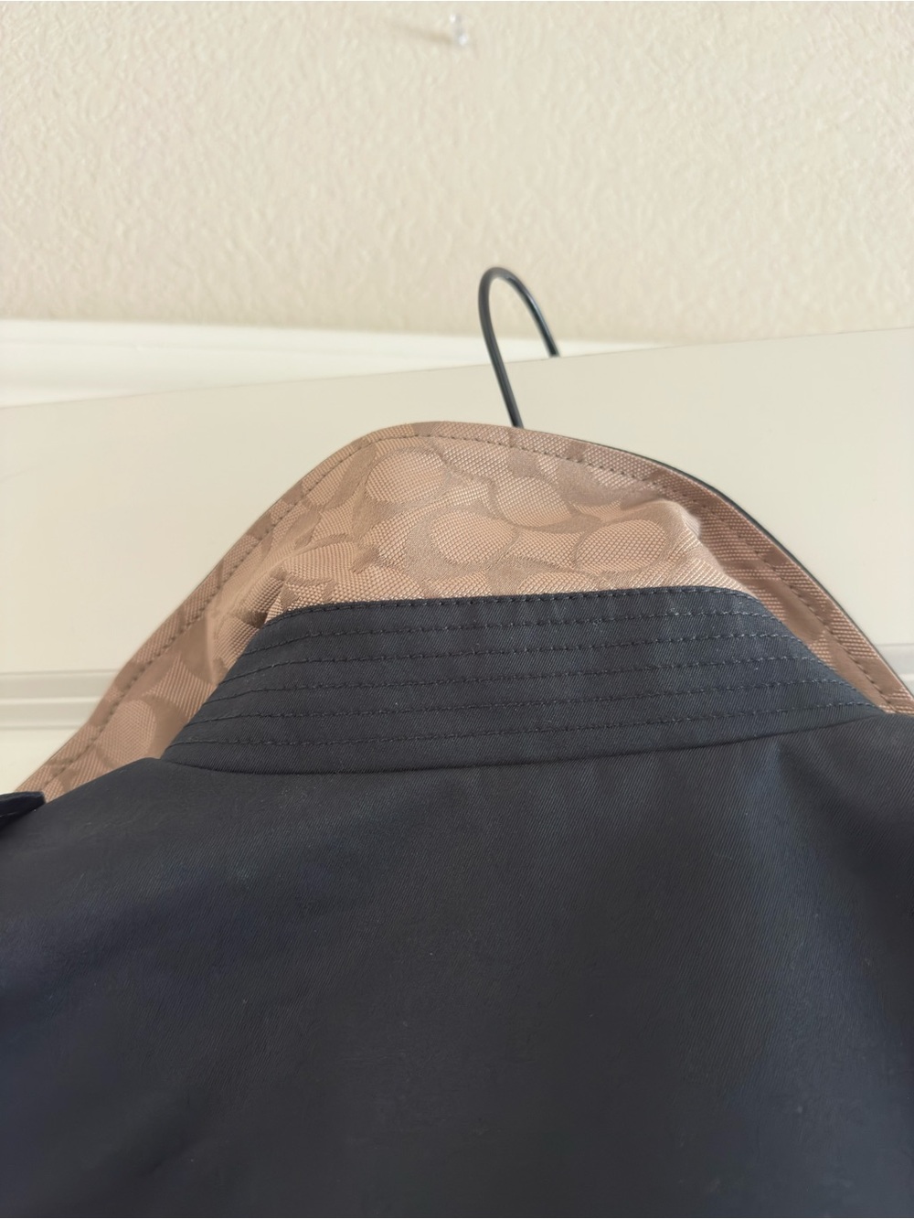 COACH Women’s Black Trench Coat - Picture 6 of 6